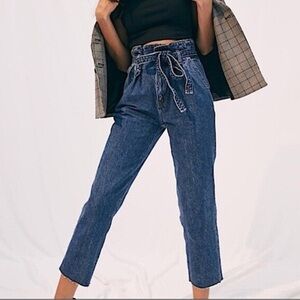 Abercrombie and Fitch mom Jean. Size 26 / 2.